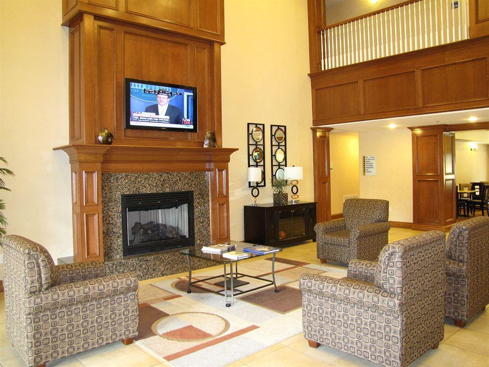 Holiday Inn Express Hotel & Suites Kilgore North By Ihg Exterior foto